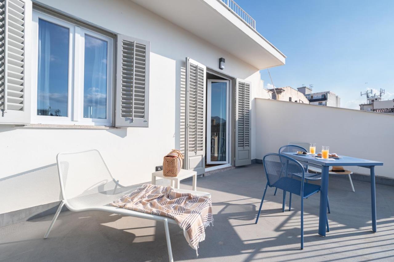 Attico 37 - Queen Room Con Terrazza Privata Palermo Exteriör bild